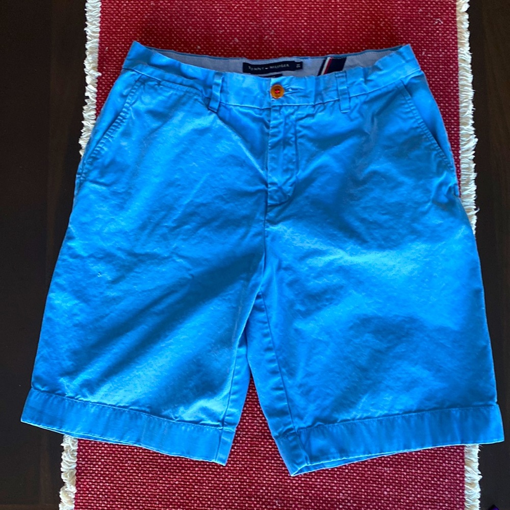 Tommy Hilfiger Classic Fit Mens Shorts - Size 31 Waist, Blue